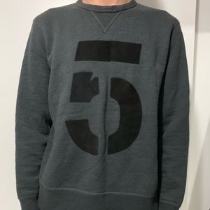 Rag & Bone size M grey sweater